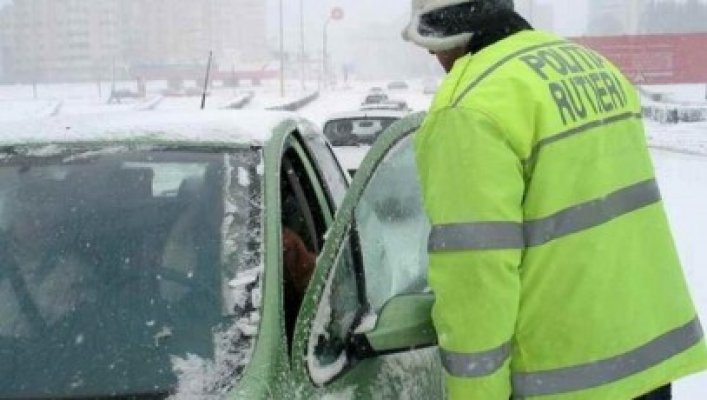 Bărbat de 70 de ani, prins la volan cu permisul suspendat